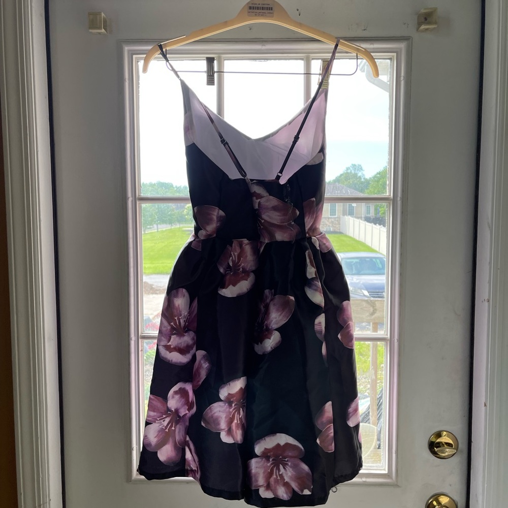 Floral Mini Dress - Picture 4 of 6